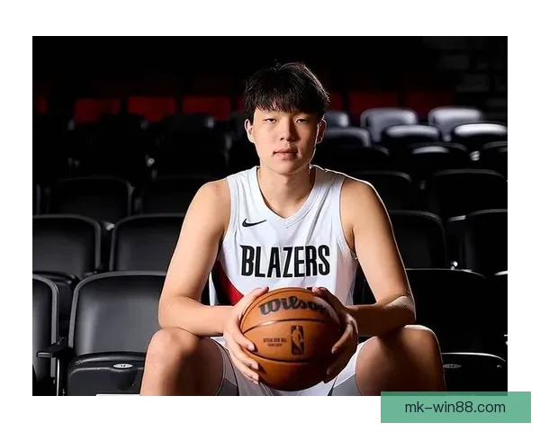 开拓者紧急召回杨瀚森 G联赛16战率队首进西部半决赛自评仅60分展潜力